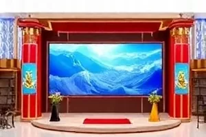 《折叠的夏天》封面，半开的折扇与夏日窗影叠印成三层构图